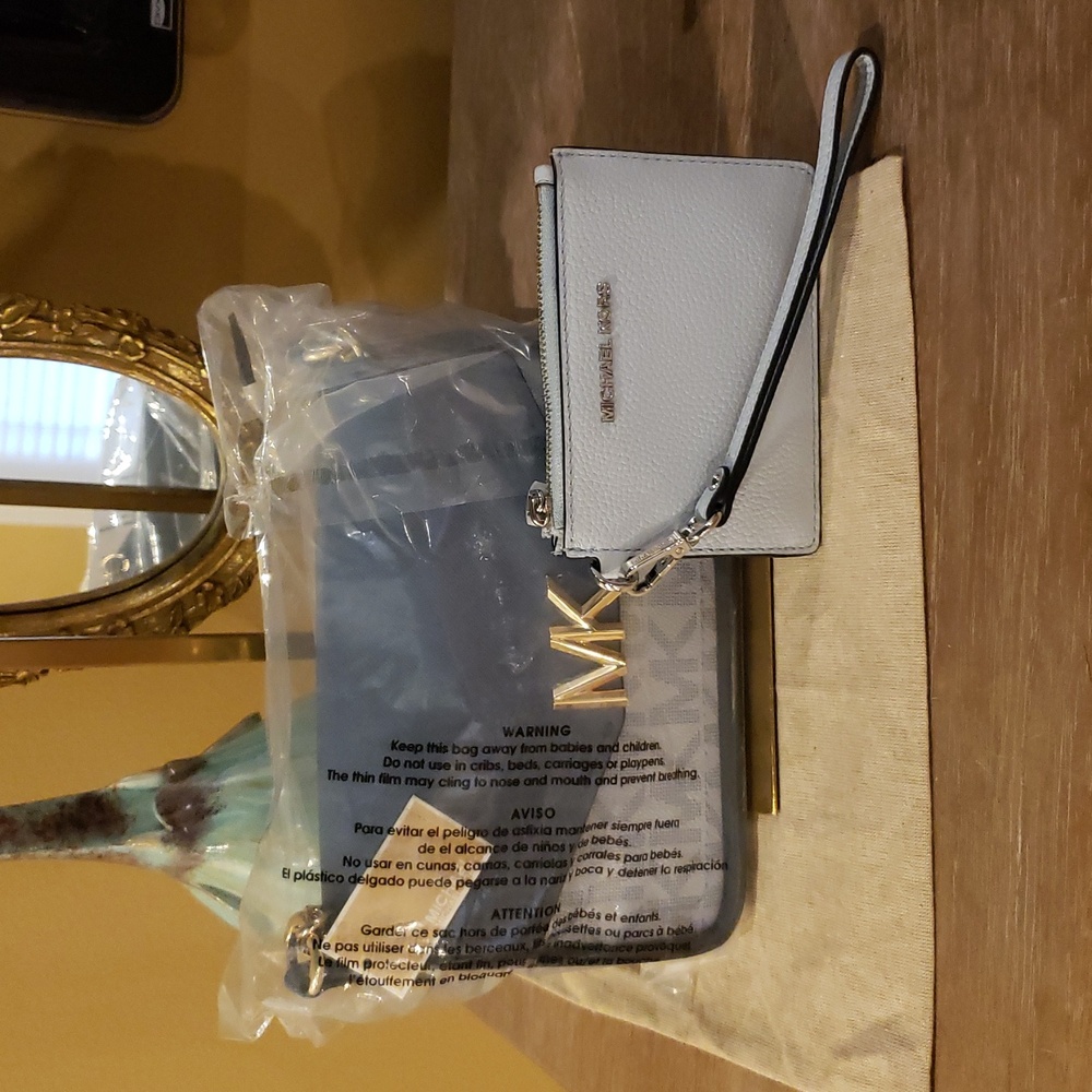 NWT! SET! Michael Kors Sylvia Signature Crossbody Purse & Card Coin Key Holder
